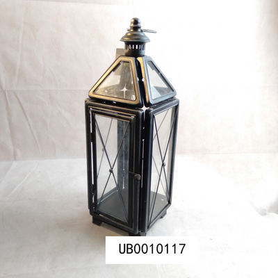 Forme adaptée aux besoins du client par décoration noire antique de maison de lanterne de bougie en métal de finition